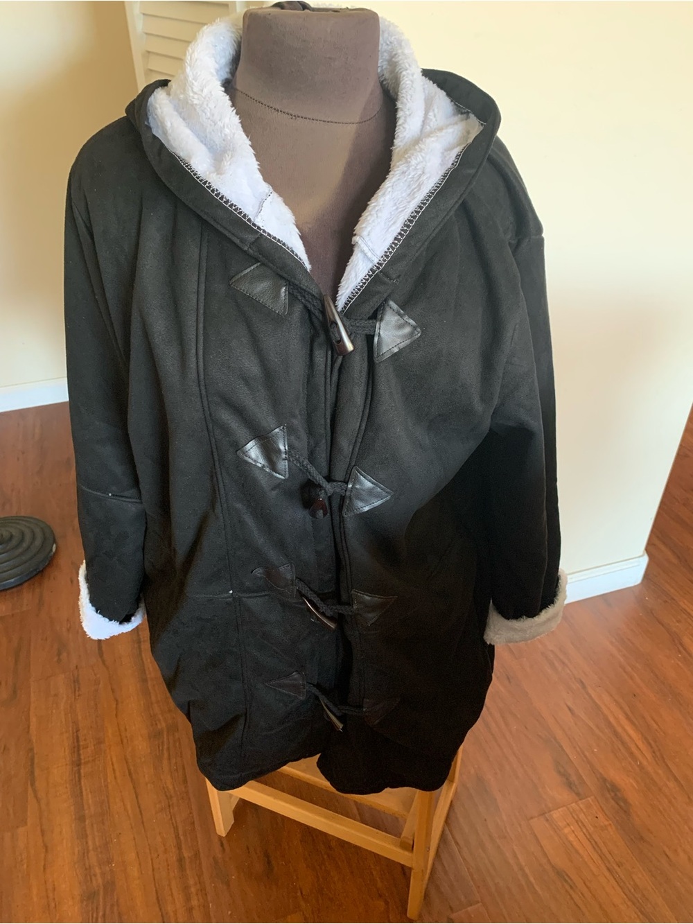 Black size 2X faux suede hooded jacket with white faux fur lining, side pockets